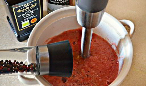 гаспачо с клубникой