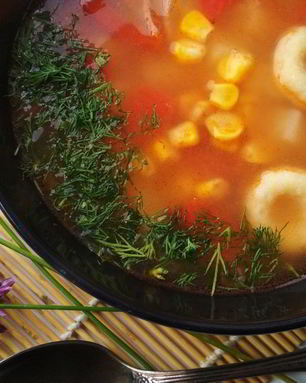 Бабкин суп с гороховыми кнедликами