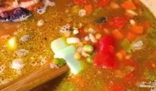 гороховый суп из свиной рульки