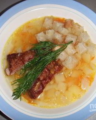 Гороховый суп на копченых ребрышках