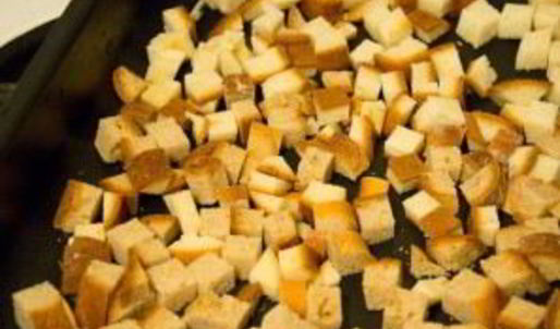 гороховый суп с гренками