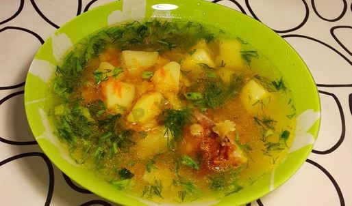 гороховый суп с копченостями в мультиварке