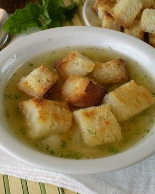 Гороховый суп с сухариками