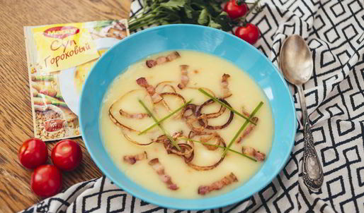 суп гороховый с беконом и луком-фри