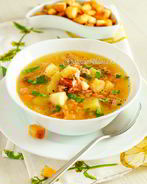 Суп гороховый с копчеными ребрышками