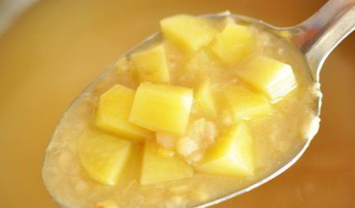 суп гороховый с копчеными ребрышками