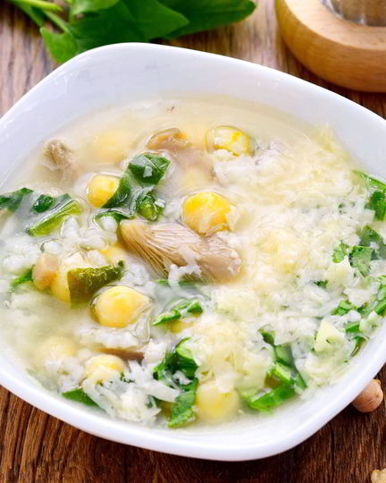 Рецепт супа из шпината и бараньего гороха