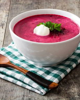 Холодный суп из свежей свеклы
