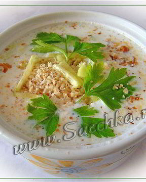 Таратор — болгарский летний суп