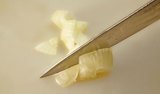 крем-суп из брокколи с лососем