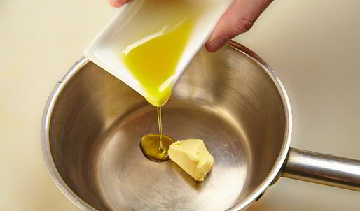 крем-суп из брокколи с лососем