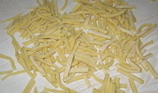 куриный суп с домашней лапшой