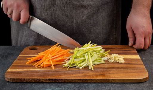 легкий суп с морскими гребешками и шиитаке