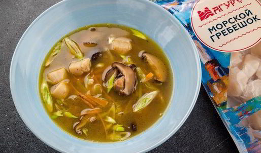 легкий суп с морскими гребешками и шиитаке