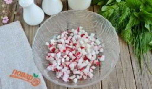 окрошка на кефире с крапивой и мятой