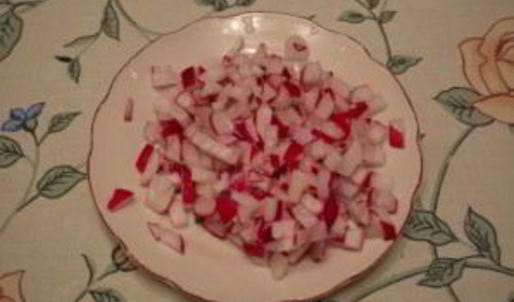 окрошка с копченой грудкой