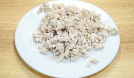 окрошка с курицей на квасе