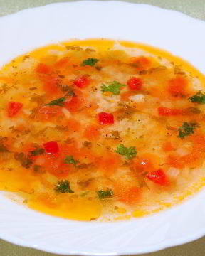 Легкий овощной суп с рисом
