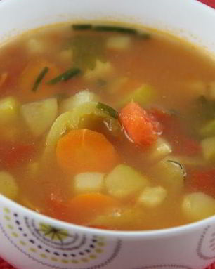 Легкий суп из летних овощей с рисом