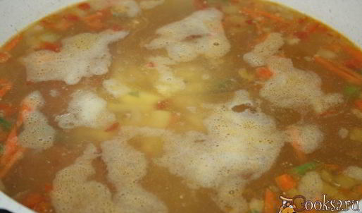 нежный суп с курицей, сыром и овощами