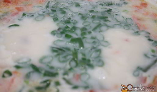 нежный суп с курицей, сыром и овощами