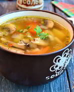 Овощной суп с шампиньонами и вермишелью