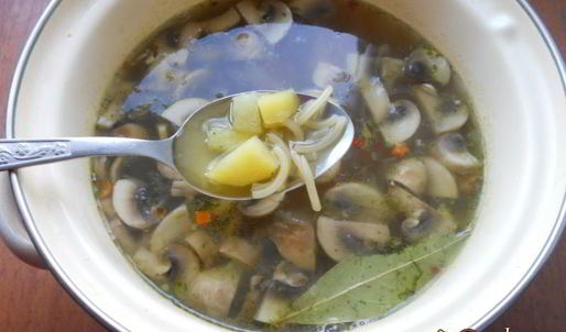 овощной суп с шампиньонами и вермишелью