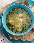 Овощной суп с зеленым горошком