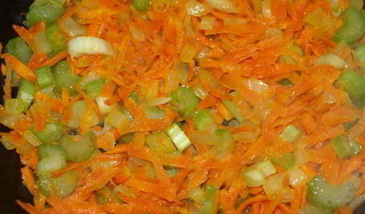 суп овощной с пельменями