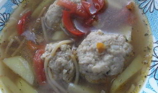 суп с фрикадельками и овощами