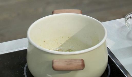 пряный суп с телячьими мозгами