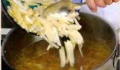 рассольник из куриных потрошков