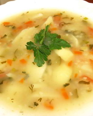 Рассольник на курином бульоне с пшеном