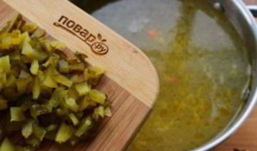 рассольник с гусиными потрошками