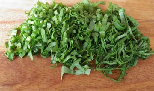 рассольник с копченой колбасой и перловкой