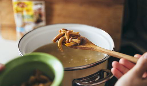 рассольник с маринованными опятами