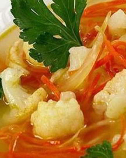 Рецепт оранжевых щей с цветной капустой