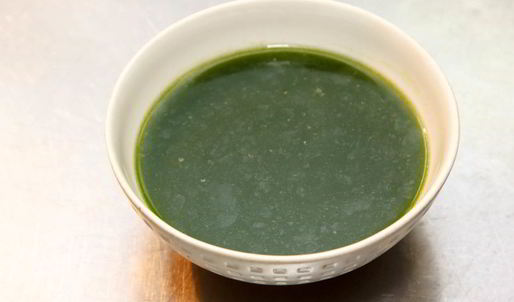 щи из квашеной капусты с белыми грибами