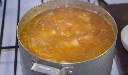 щи из квашеной капусты с говядиной