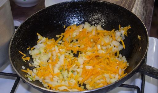 щи из квашеной капусты с говядиной