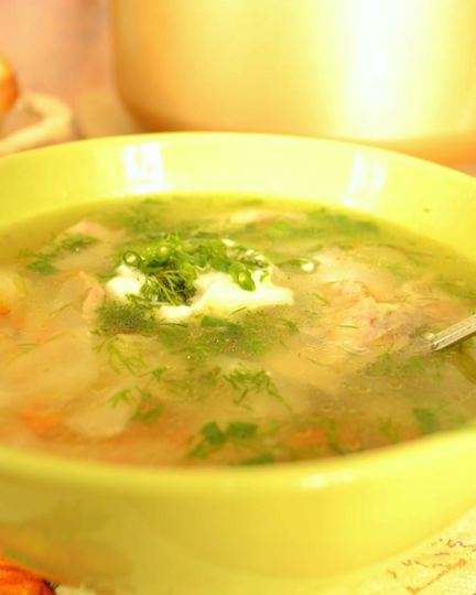 Рецепт щей из квашеной капусты с картошкой в мультиварке