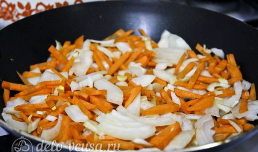 щи с курицей и грибами