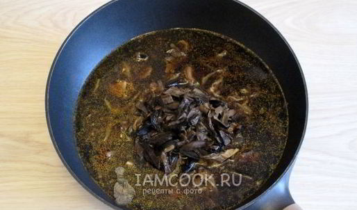 грибная солянка с капустой