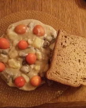 Грибная солянка с картошкой и сметаной