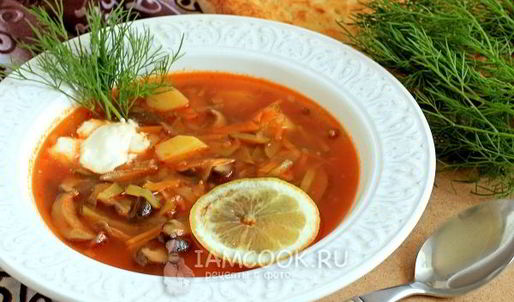 постная солянка с грибами