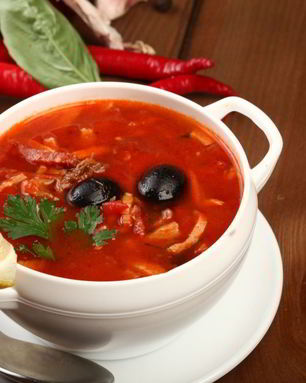 Сборная мясная солянка в мультиварке