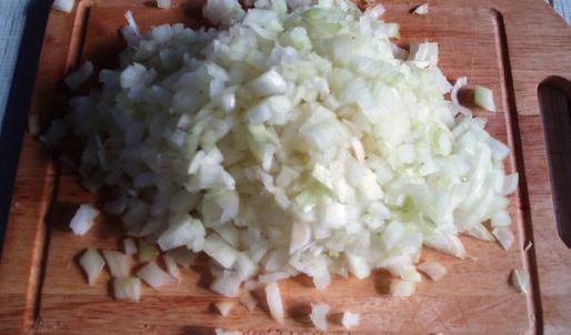 солянка из капусты с сосисками