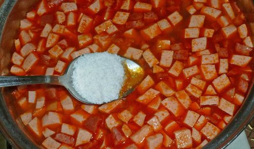 солянка классическая с колбасой