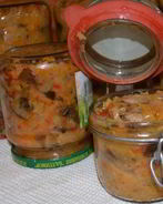 Солянка на зиму в банках с грибами