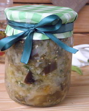 Солянка с баклажанами и капустой на зиму